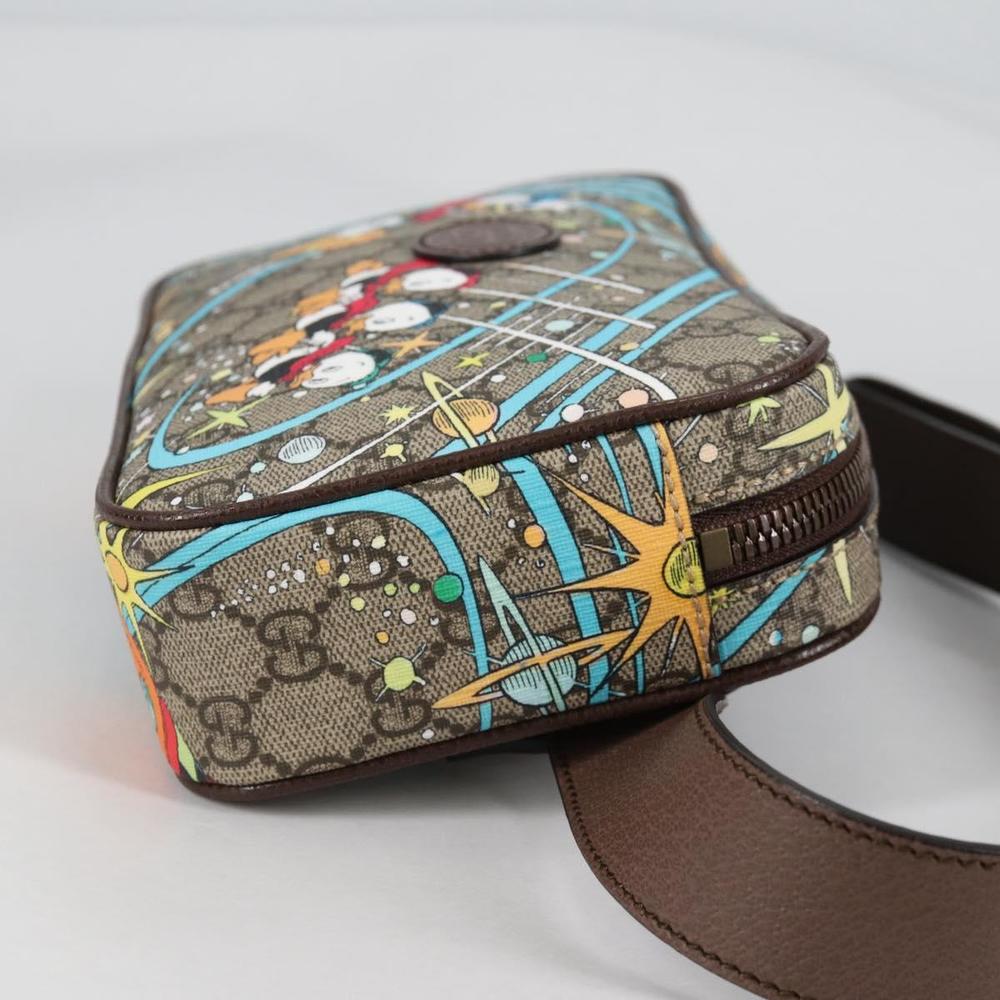 GUCCI GG Supreme Disney Collaboration Waist Bag PVC Beige 602695 Auth 141153M - Picture 4 of 16